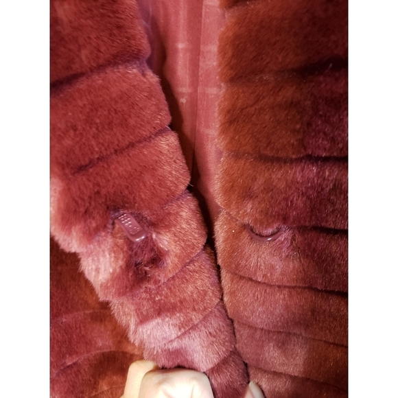 Sam Edelman Burgundy Janet Faux Fur Coat - Picture 6 of 10